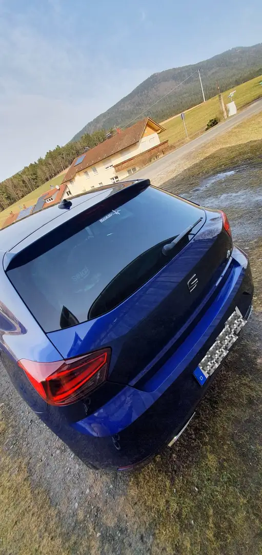 SEAT Ibiza FR Blau - 2