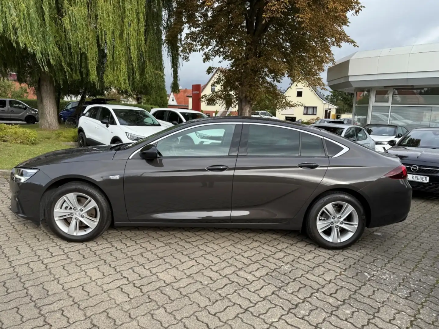 Opel Insignia B Grand Sport Business 2.0 CDTI Rückfahrkamera+Sit Braun - 2