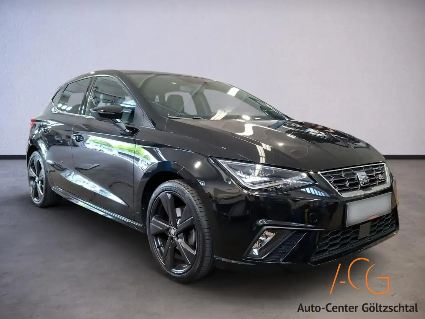 SEAT Ibiza FR Чорний - 1