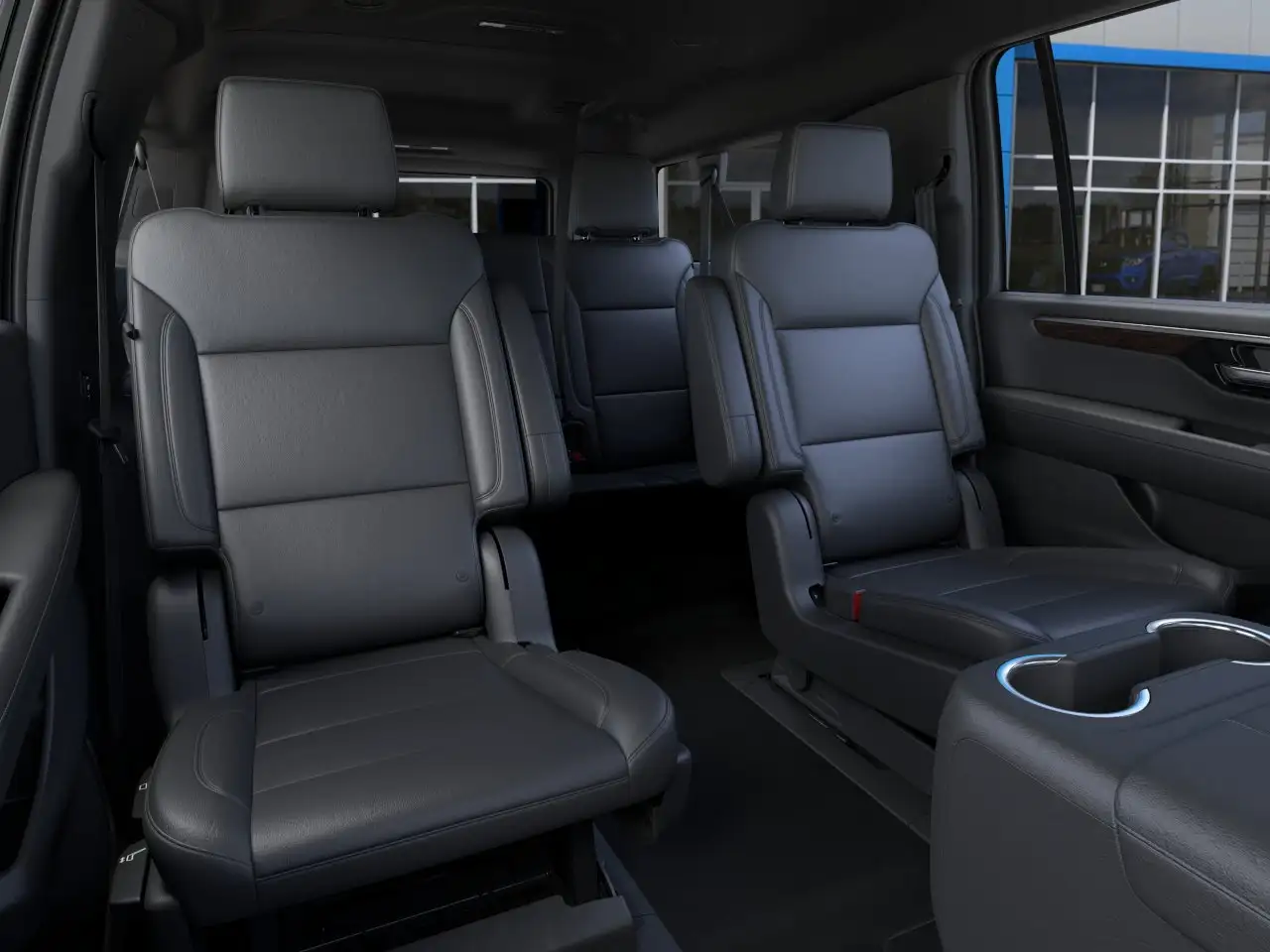 Chevrolet Suburban photo Chevrolet Suburban
