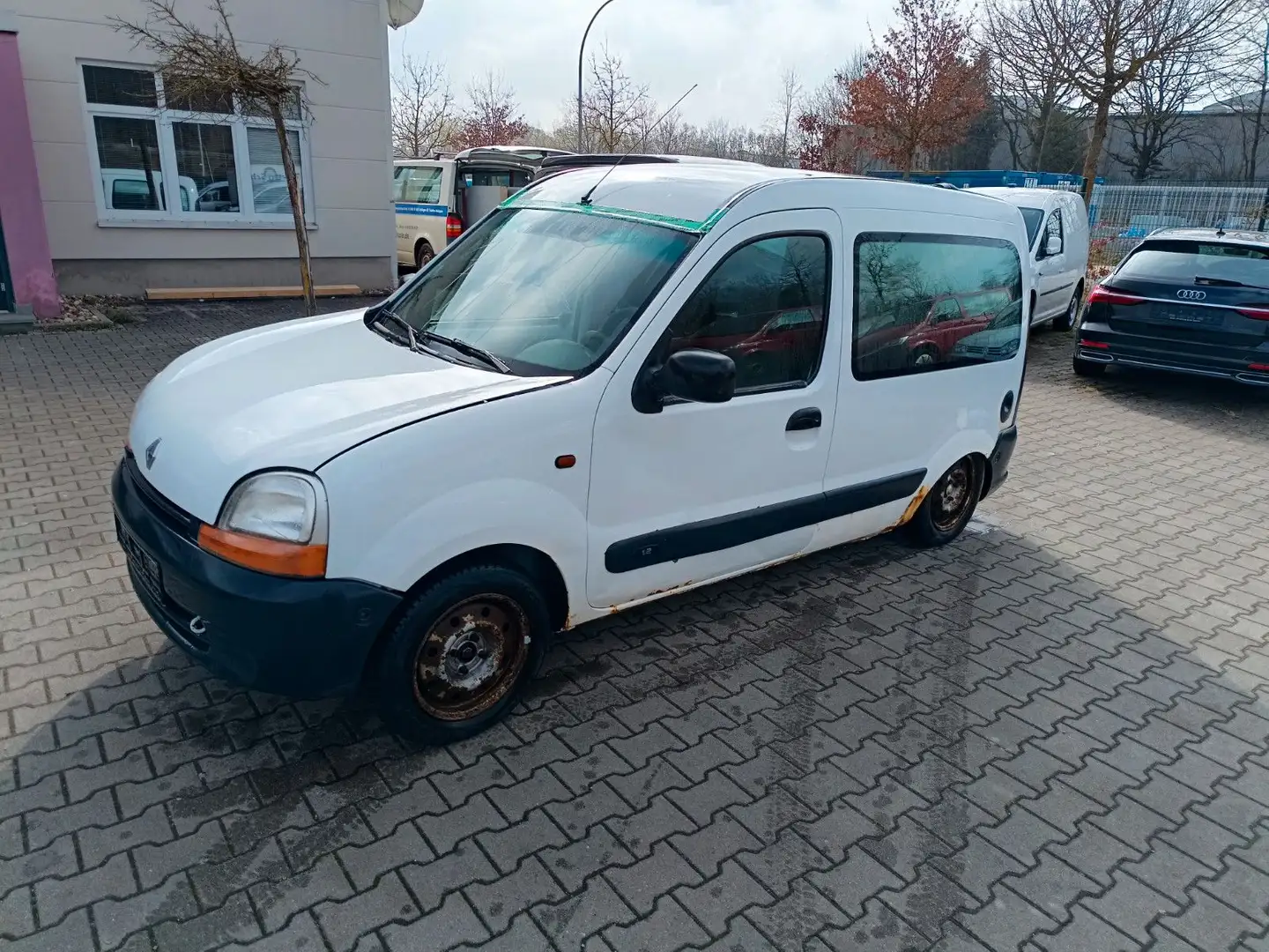Renault Kangoo 1.2 Authentique Beyaz - 1