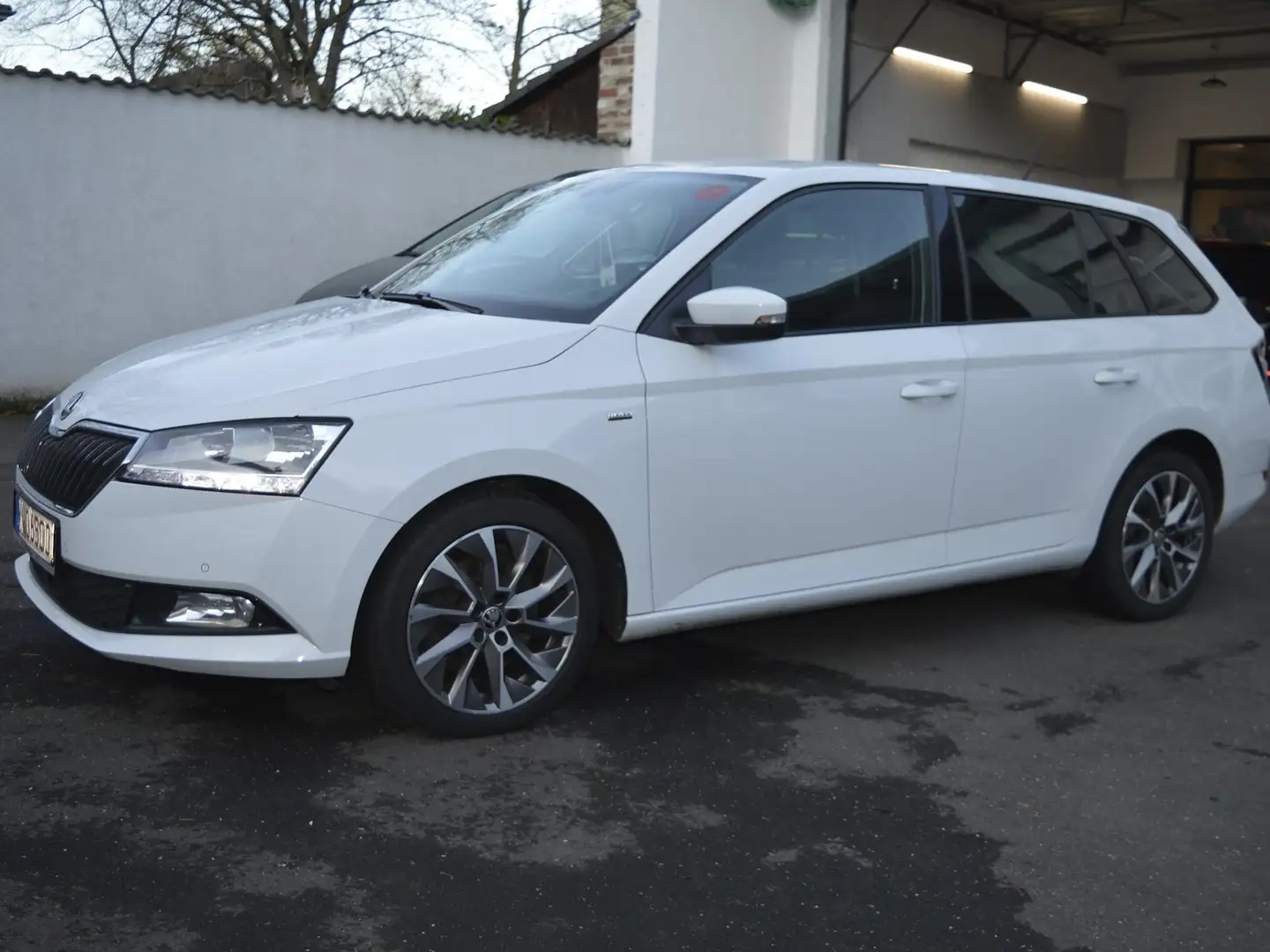 Skoda Fabia Combi 1.0 TSI Clever*DSG*ACC*CAM*DAB+*Smart Link* Weiß - 1