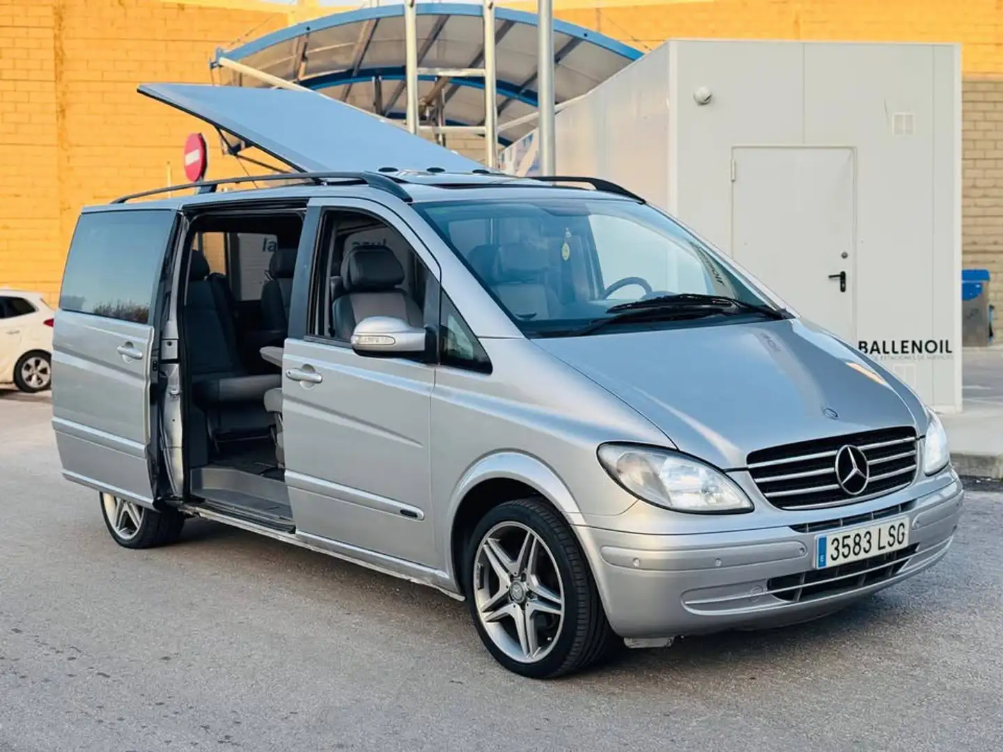 Mercedes-Benz Viano 2.2 CDI Extra Long Ambiente A - 1
