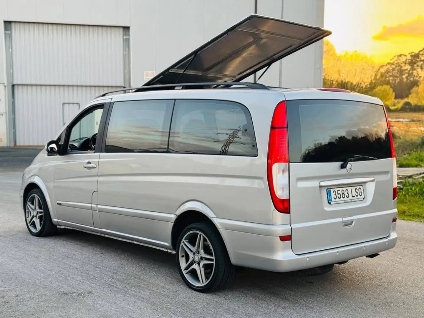 Mercedes-Benz Viano 2.2 CDI Extra Long Ambiente A - 2