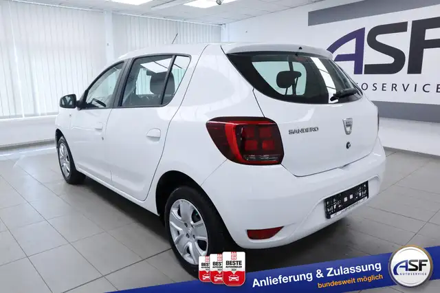 Dacia Sandero view 9