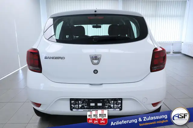 Dacia Sandero view 8