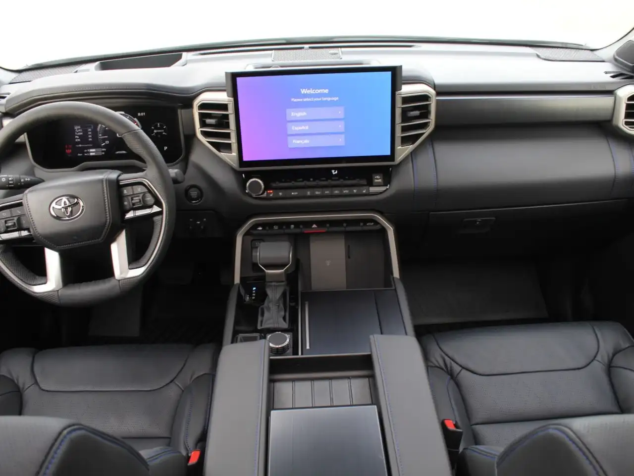 Toyota Tundra снимка Toyota Tundra