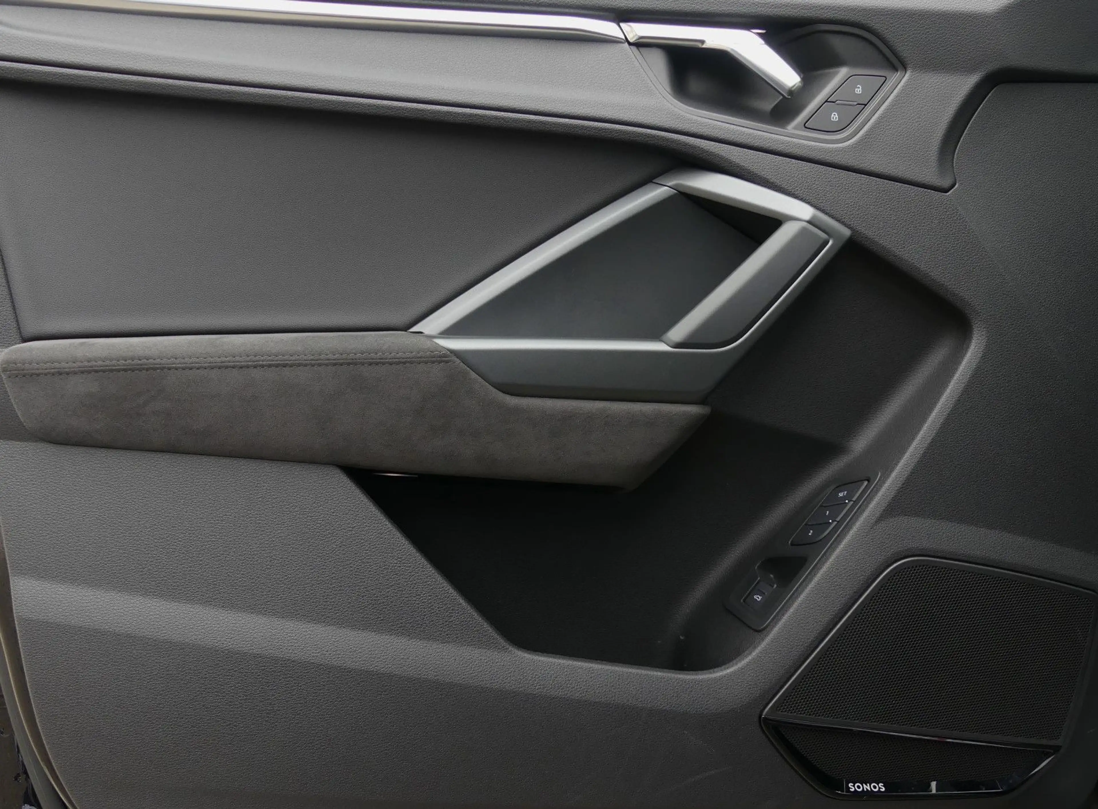 Audi RS Q3 Sportback/RS-AGA/Virtual/Pano/Sonos/280 — photo 13