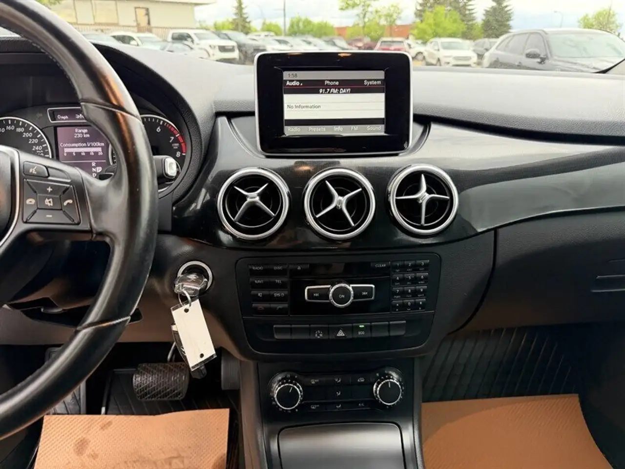 Mercedes-Benz B-Class fotografie Mercedes-Benz B-Class