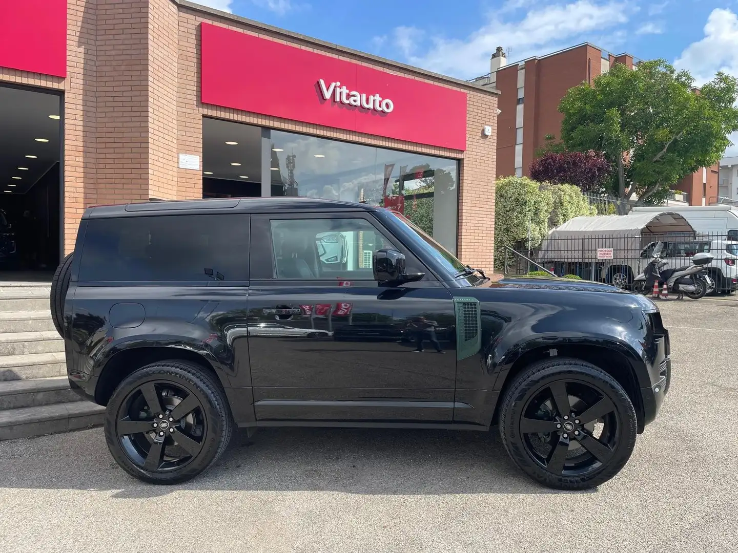 Land Rover Defender DEFENDER 90 SW11 LIMITED EDITION awd 200cv auto Negro - 2