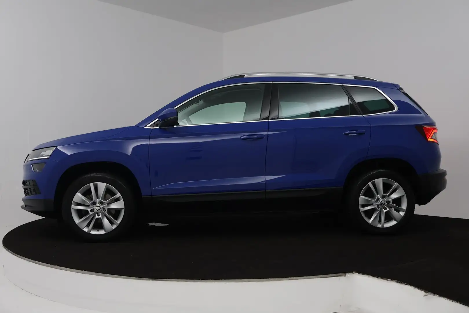 Skoda Karoq 1.5 TSI ACT Business Edition (TREKHAAK, STOELVERVA Bleu - 2