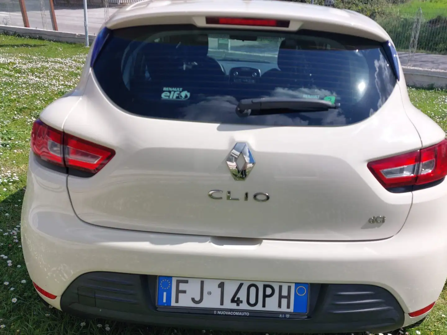 Renault Clio Clio 1.5 dci NO OBBLIGO PAG RATE Beige - 2