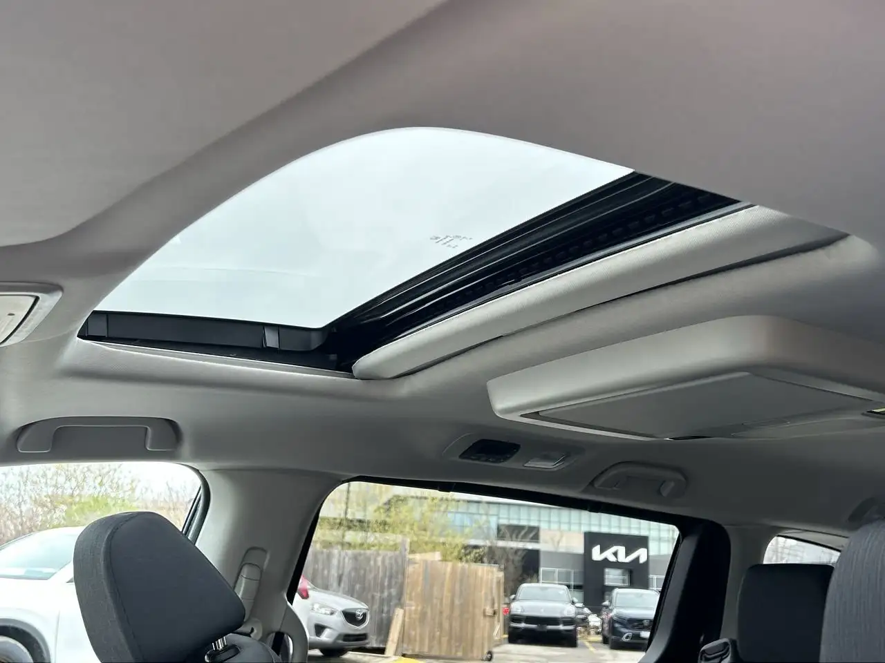 Honda Odyssey снимка Honda Odyssey