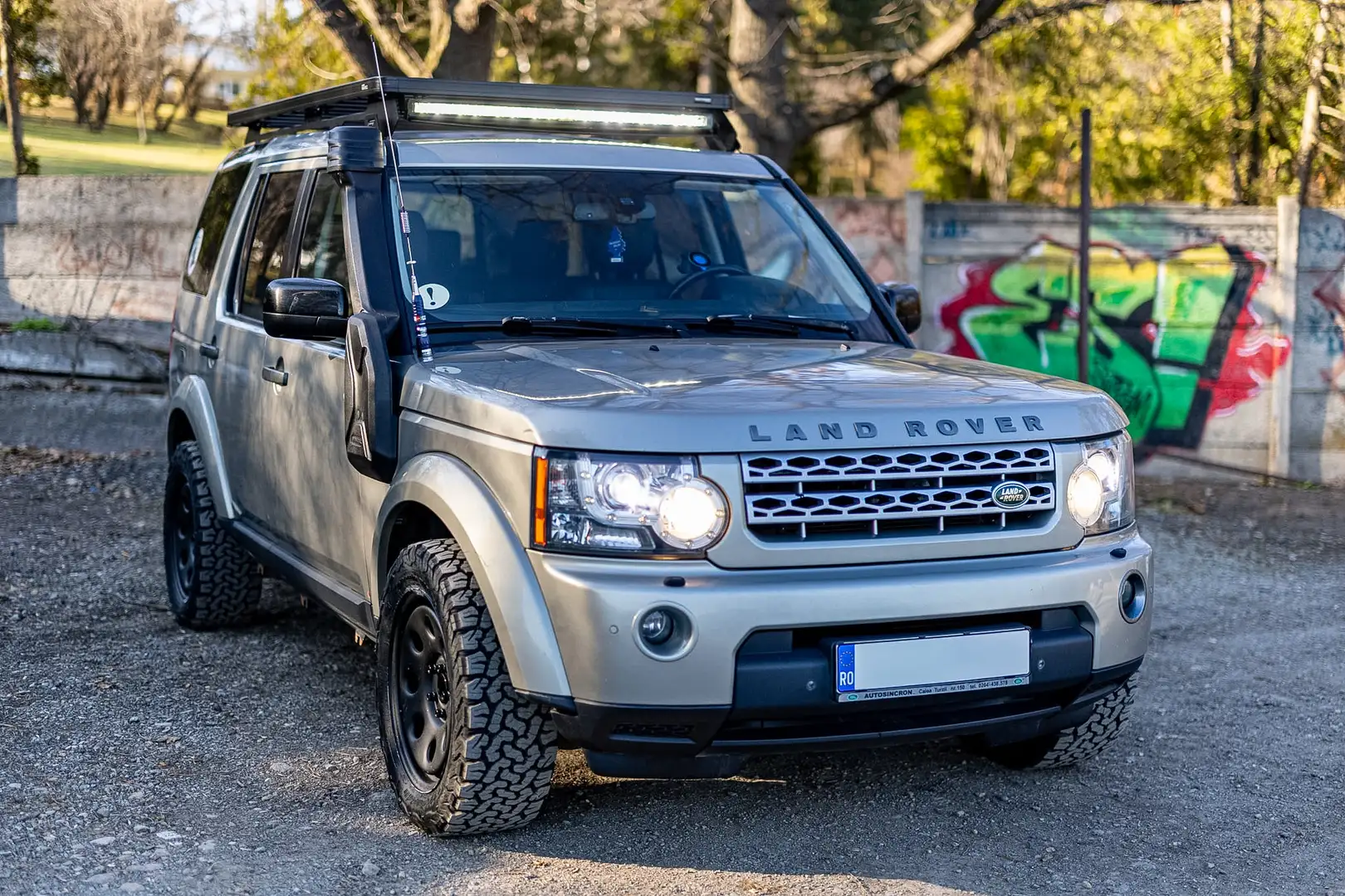 Land Rover Discovery SD V6 HSE - 2