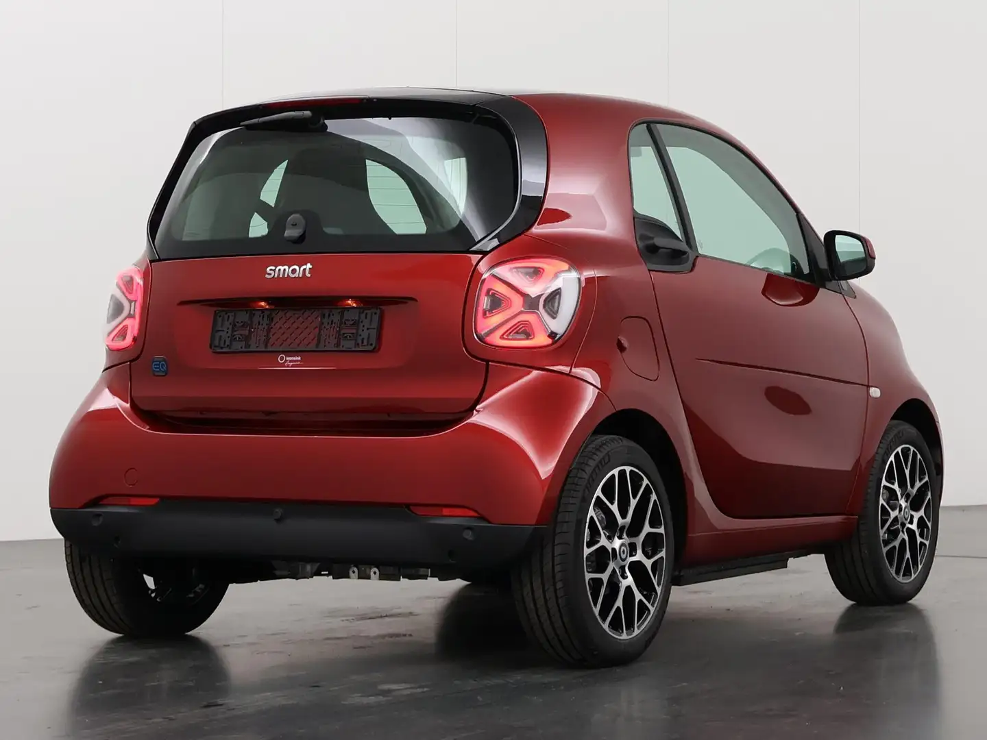smart forTwo EQ comfort plus EQ Comfort PLUS 18 kWh Smart fortw Червоний - 2