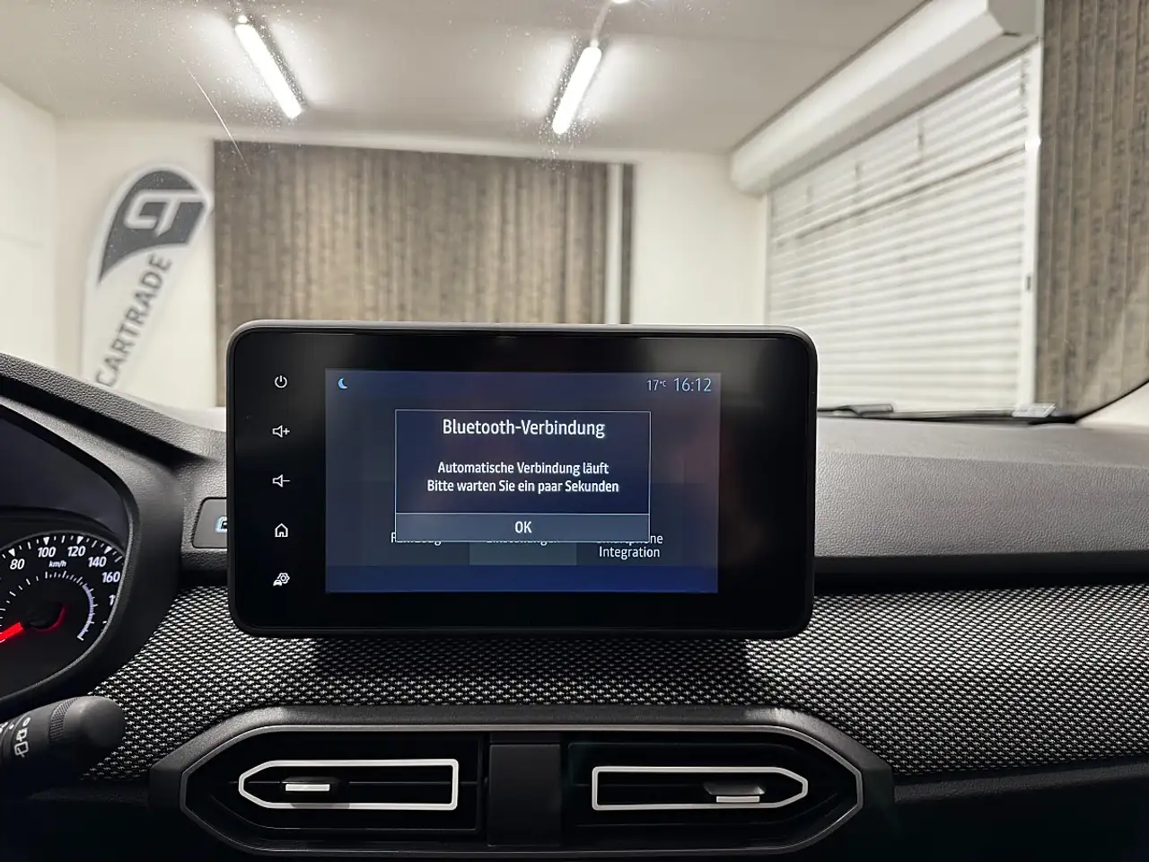 Dacia Sandero / LANE ASSIST/ TEMPOMAT/ SPORTSITZE V. MIT SITZ... 23