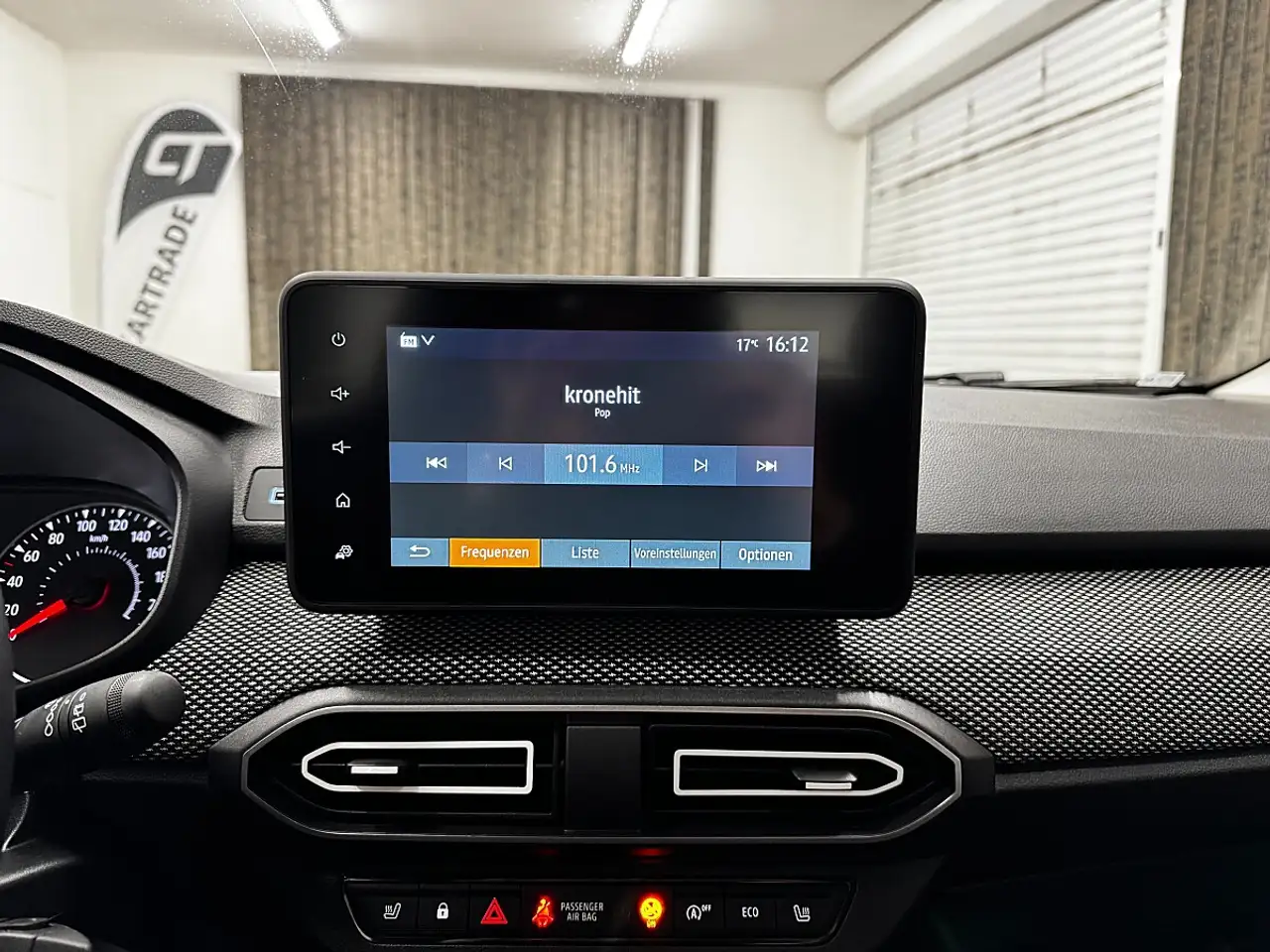 Dacia Sandero / LANE ASSIST/ TEMPOMAT/ SPORTSITZE V. MIT SITZ... 21