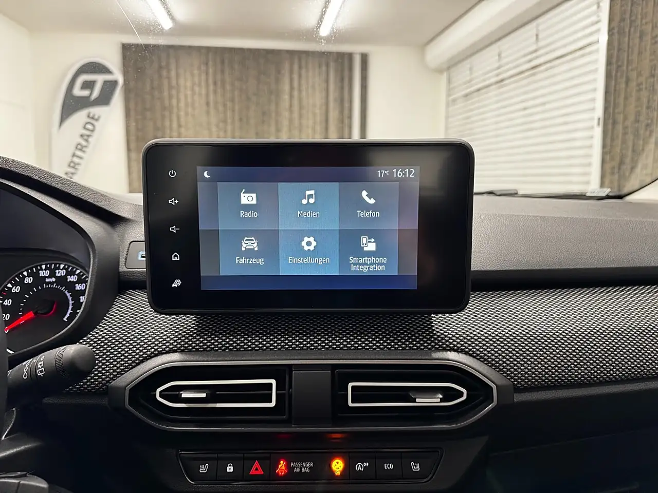 Dacia Sandero / LANE ASSIST/ TEMPOMAT/ SPORTSITZE V. MIT SITZ... 20
