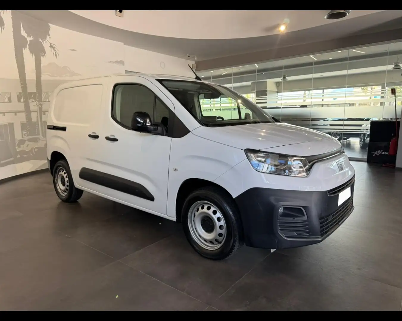 Fiat Doblo 4ª serie 1.5 BlueHdi 130CV PC-TN Van Blanc - 1