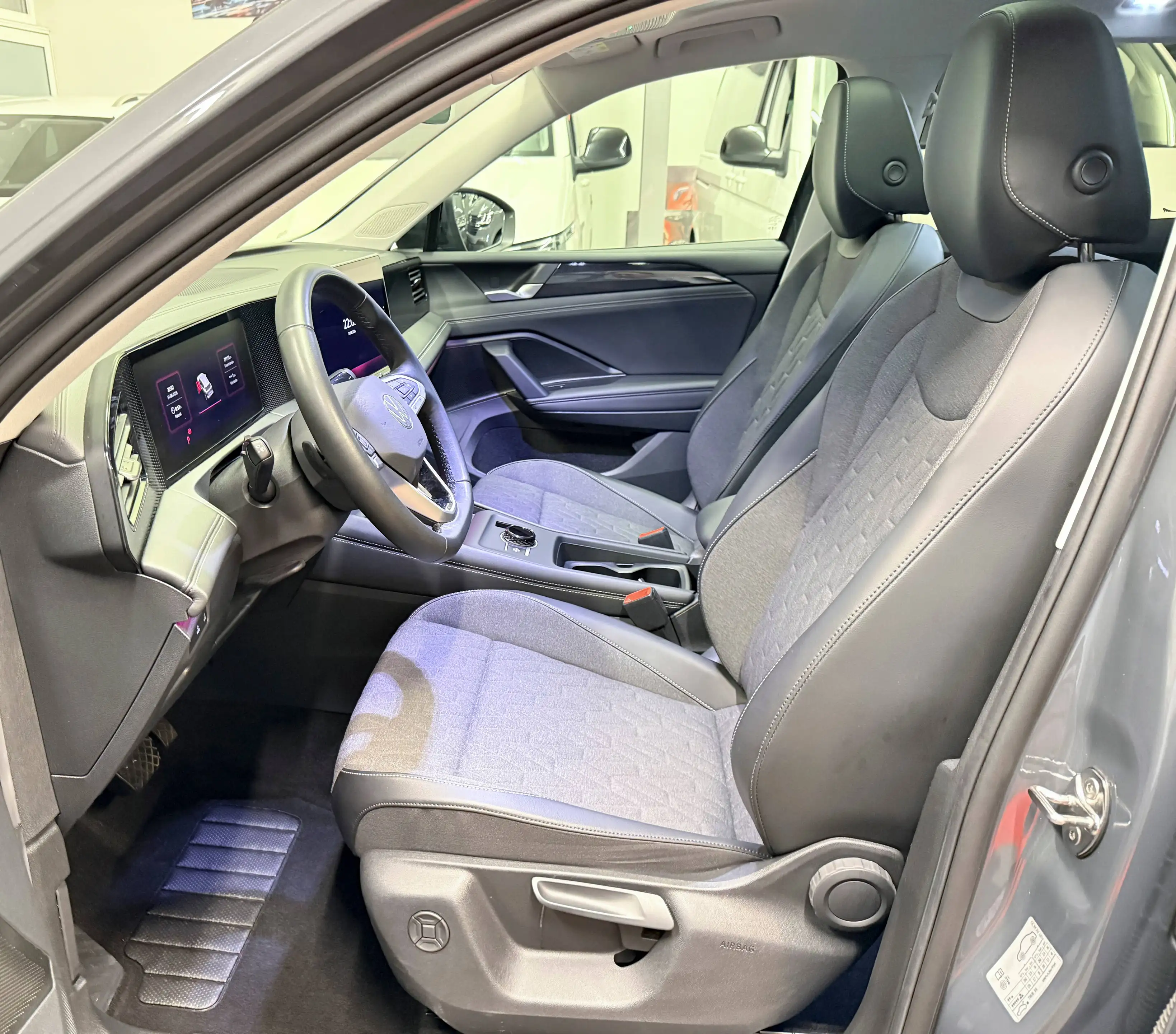 Volkswagen Tiguan Tiguan 2.0 TDI DSG Life, Garantie 2029, AHK, ACC, LAN — photo 10
