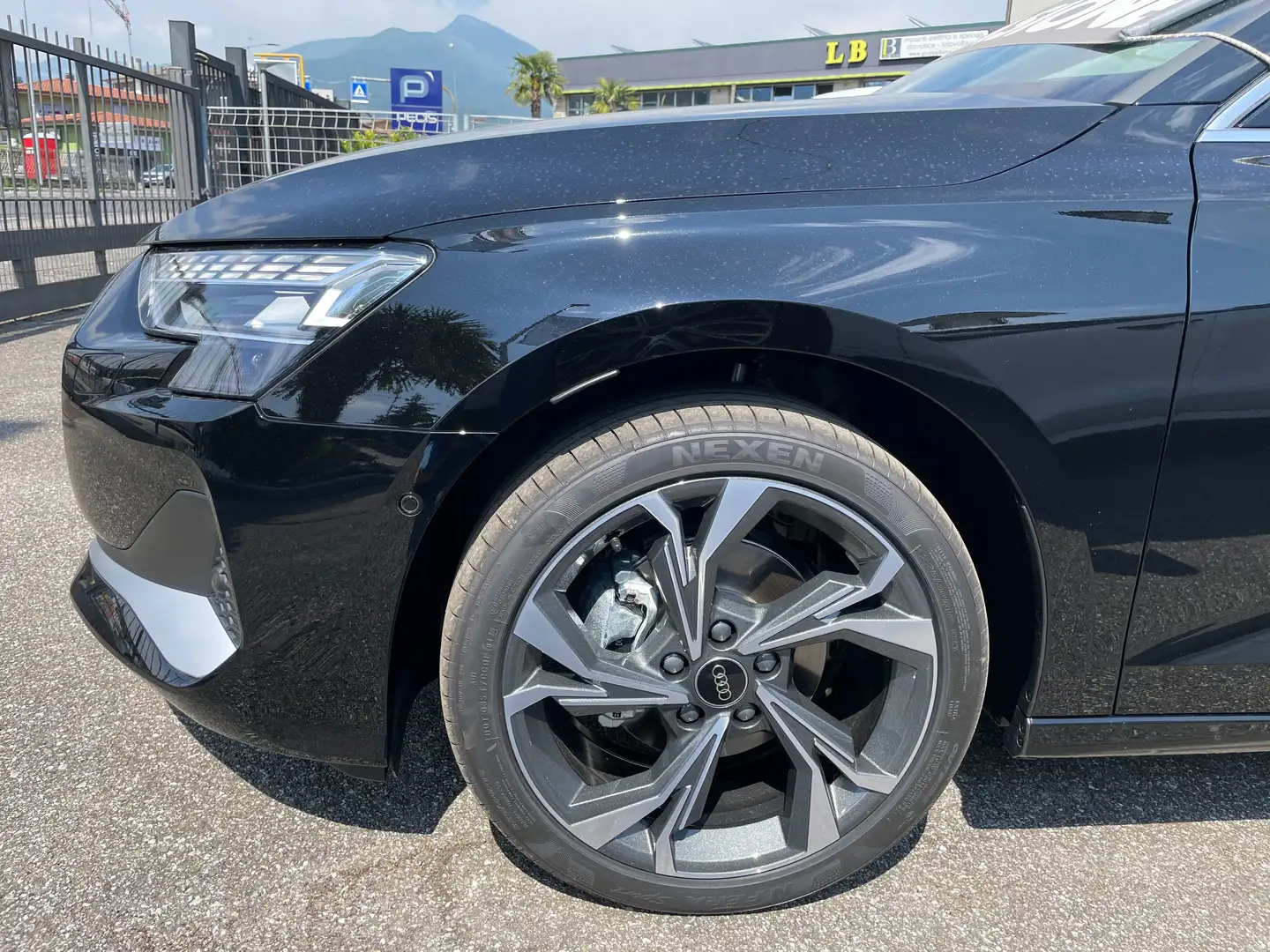 Audi A3 Sportback 35 1.5 tfsi Business Advanced Nero - 2