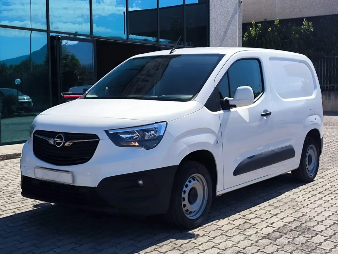 Opel Combo 1.5 CDTI L1 3 POSTI OFFICINA Bianco - 2