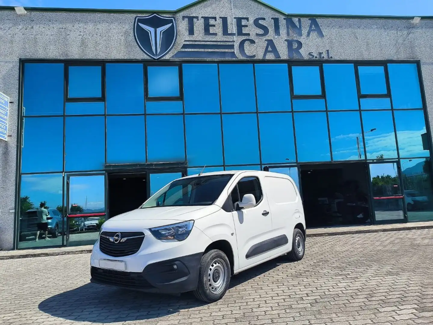 Opel Combo 1.5 CDTI L1 3 POSTI OFFICINA Bianco - 1