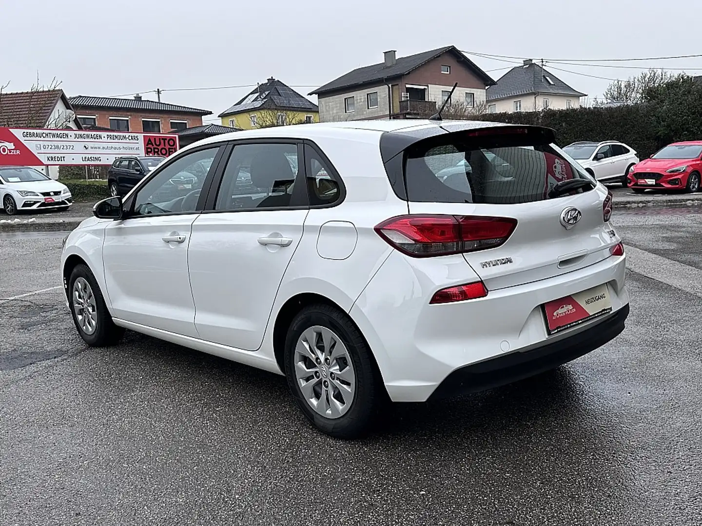 Hyundai i30 1,4 MPI Entry *1.Besitz, Garantie, Tempomat* Weiß - 2