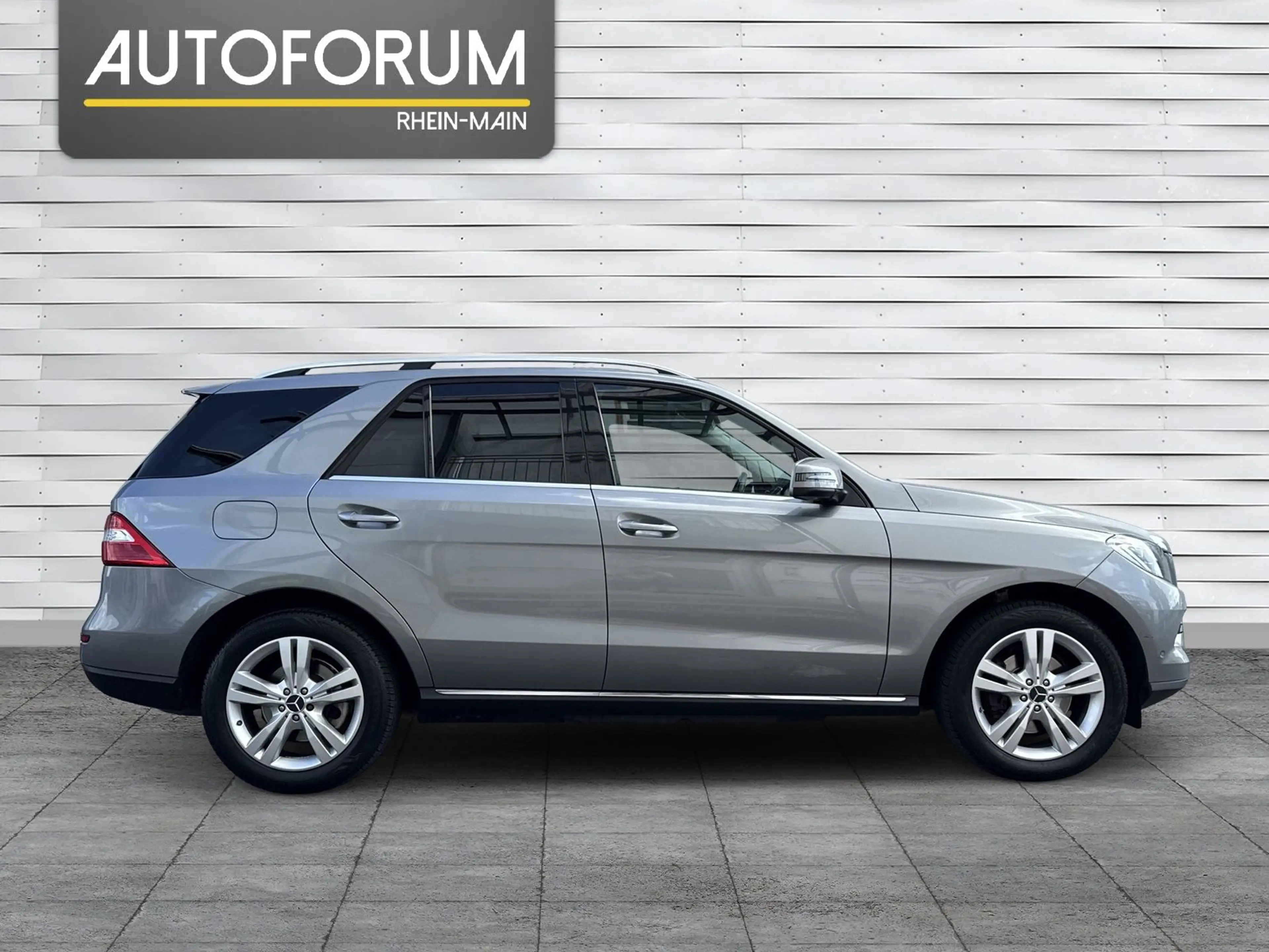Mercedes-Benz ML 350 CDI BlueTec 4Matic NAVI,AHK,LEDER,XENON — photo 5