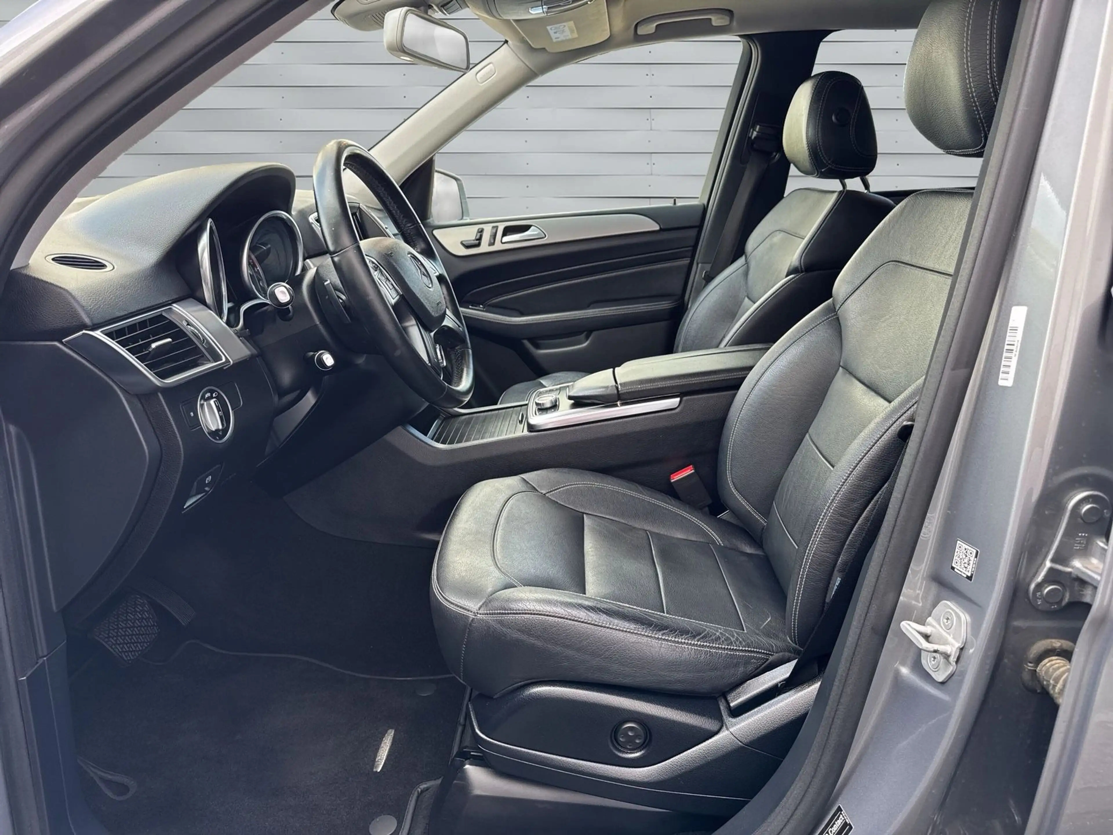 Mercedes-Benz ML 350 CDI BlueTec 4Matic NAVI,AHK,LEDER,XENON — photo 10