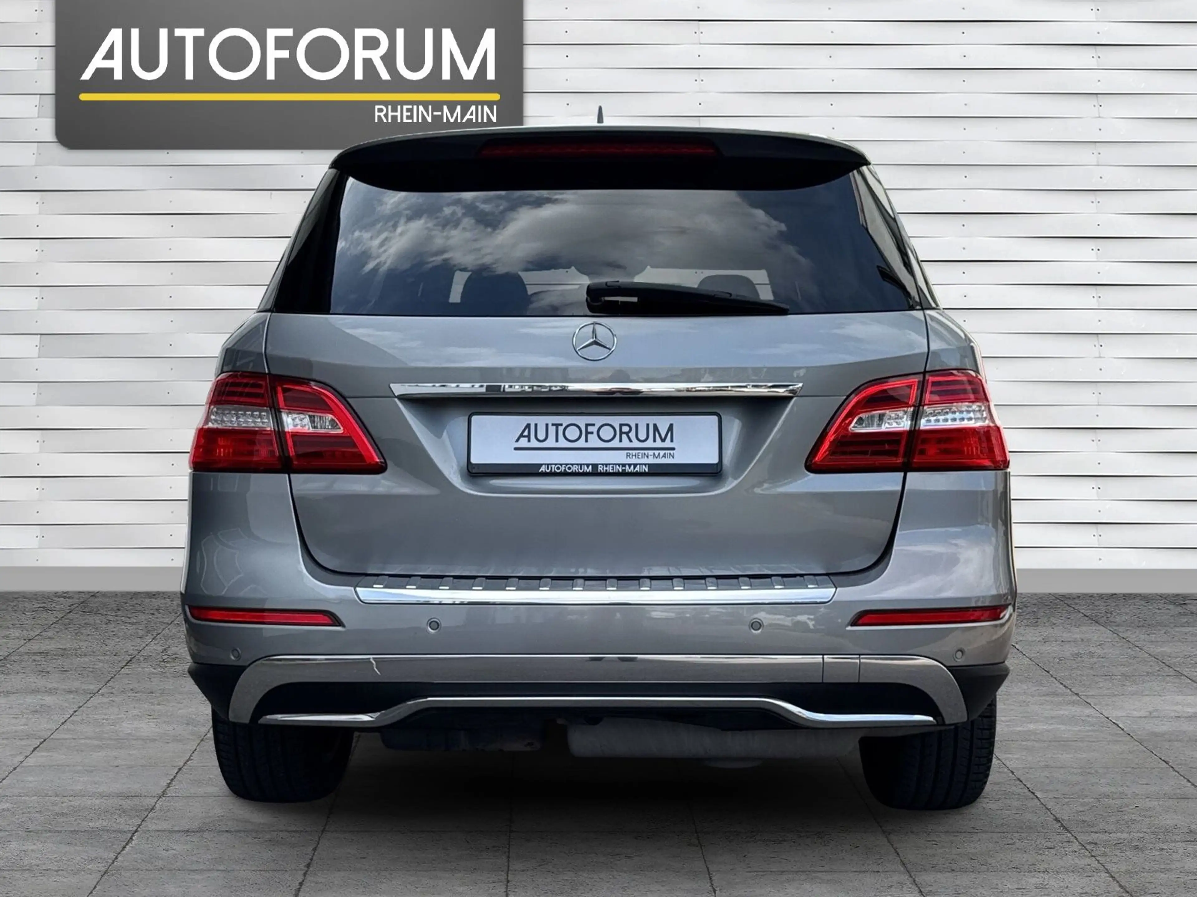 Mercedes-Benz ML 350 CDI BlueTec 4Matic NAVI,AHK,LEDER,XENON — photo 7