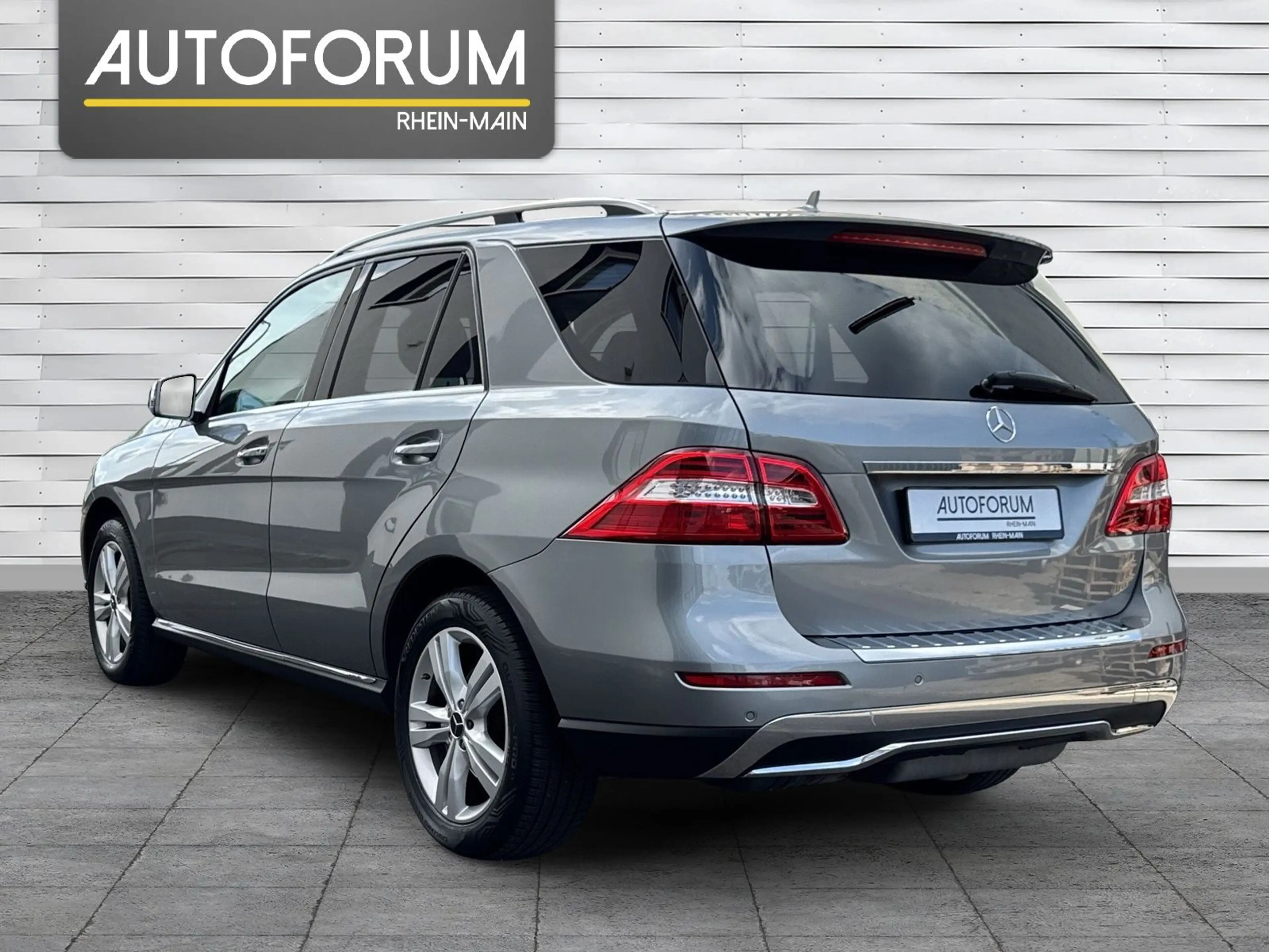 Mercedes-Benz ML 350 CDI BlueTec 4Matic NAVI,AHK,LEDER,XENON — photo 6