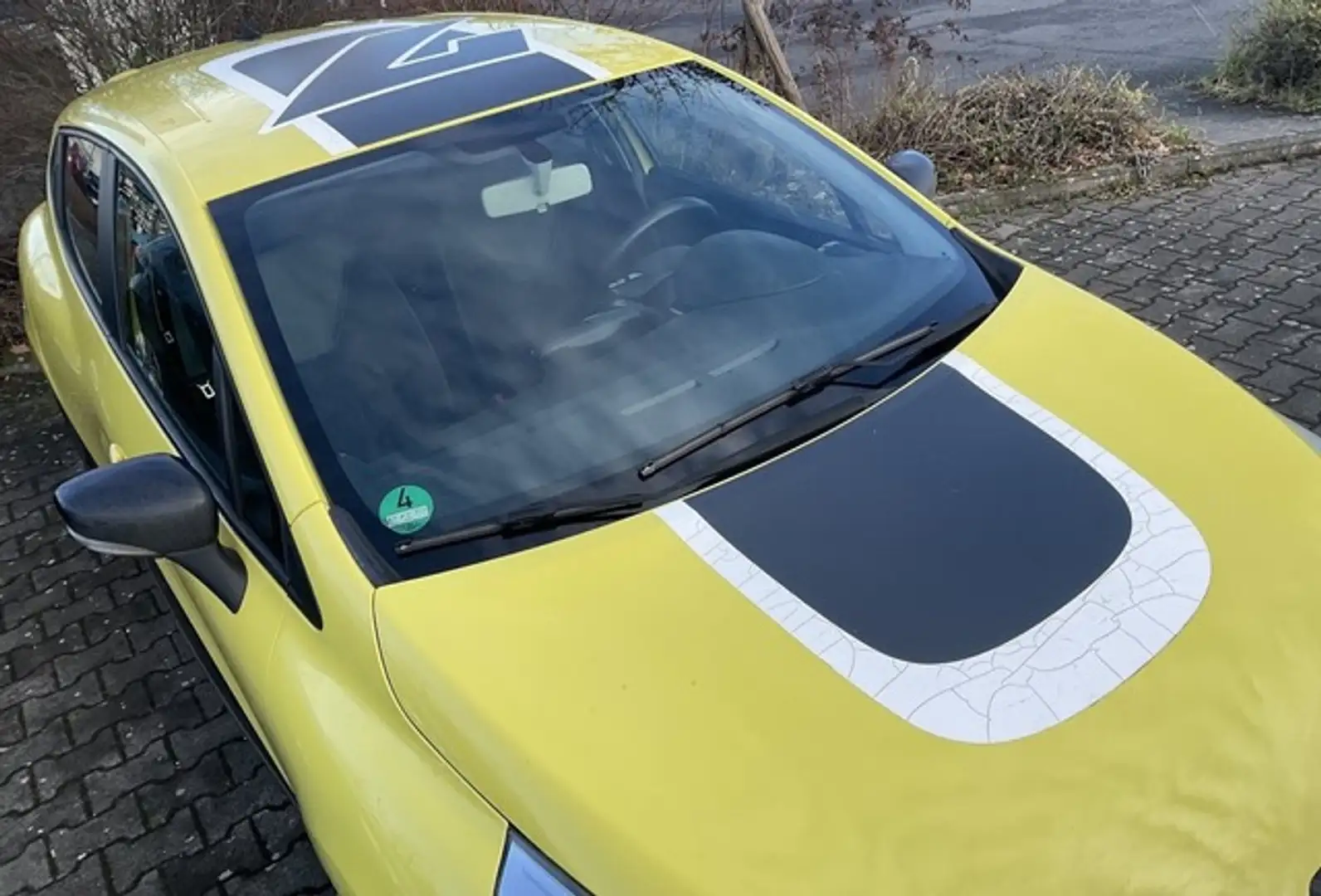 Renault Clio 1.2 16V 5-türig KLIMA + NAVI + RACING STYLE Gelb - 2