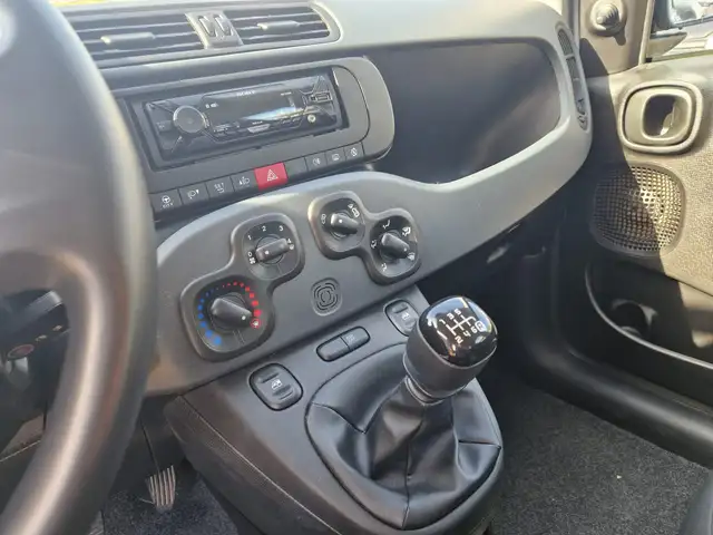 Fiat Panda view 12