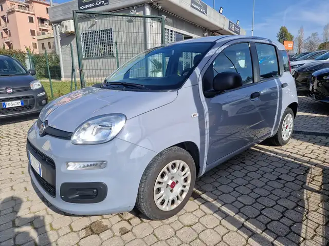 Fiat Panda view 3