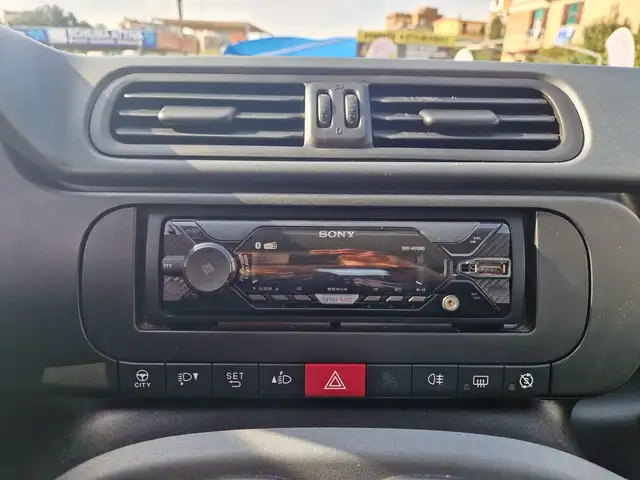 Fiat Panda view 11