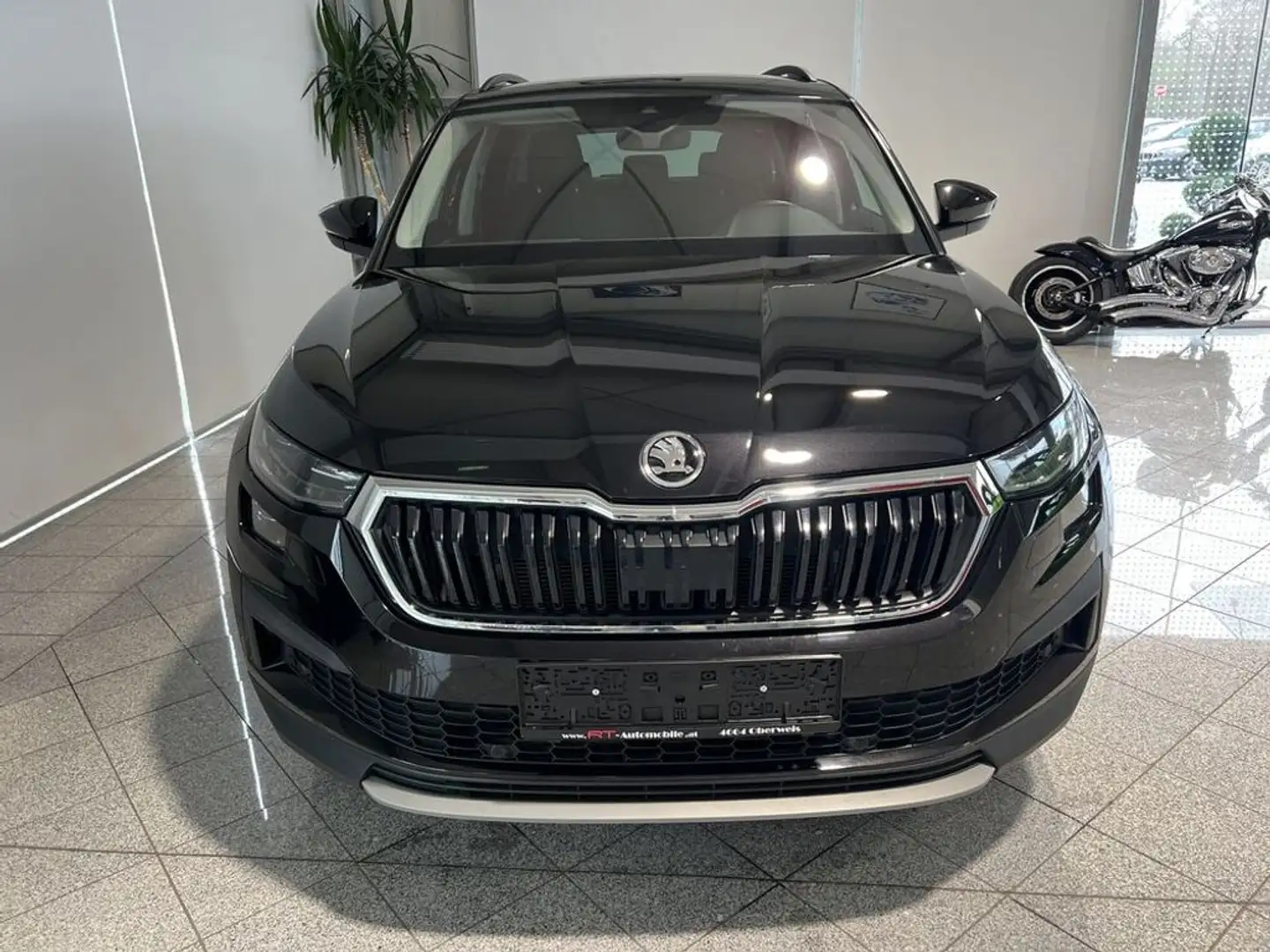 Skoda Kodiaq Ambition Tour 2.0 TDi Schwarz - 2