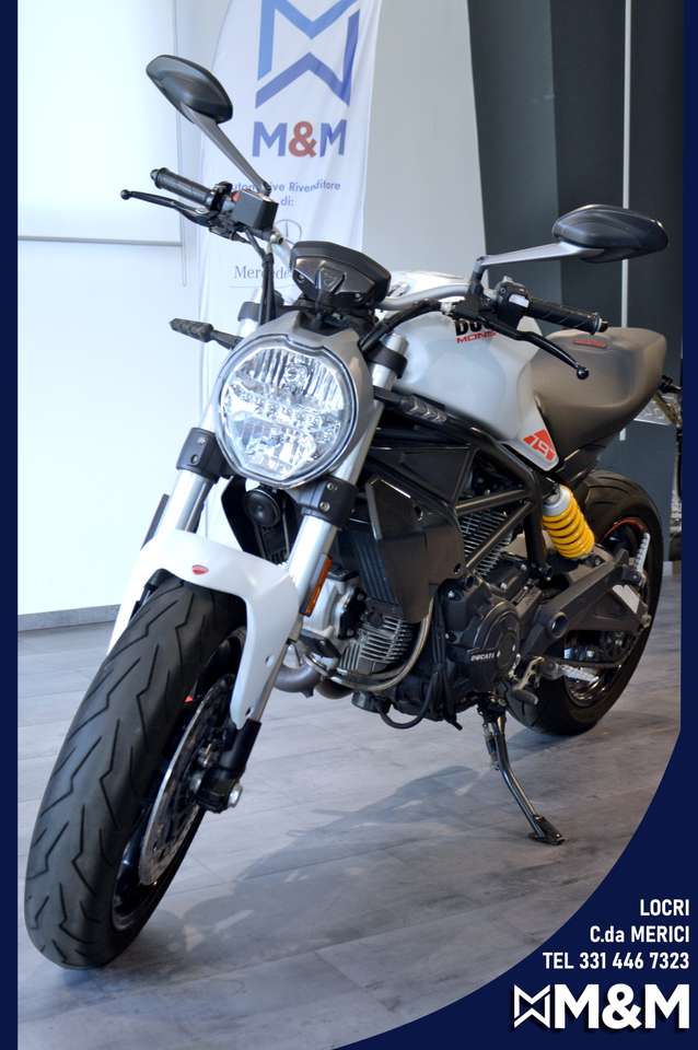 Ducati Monster 797 STAR WHITE SILK