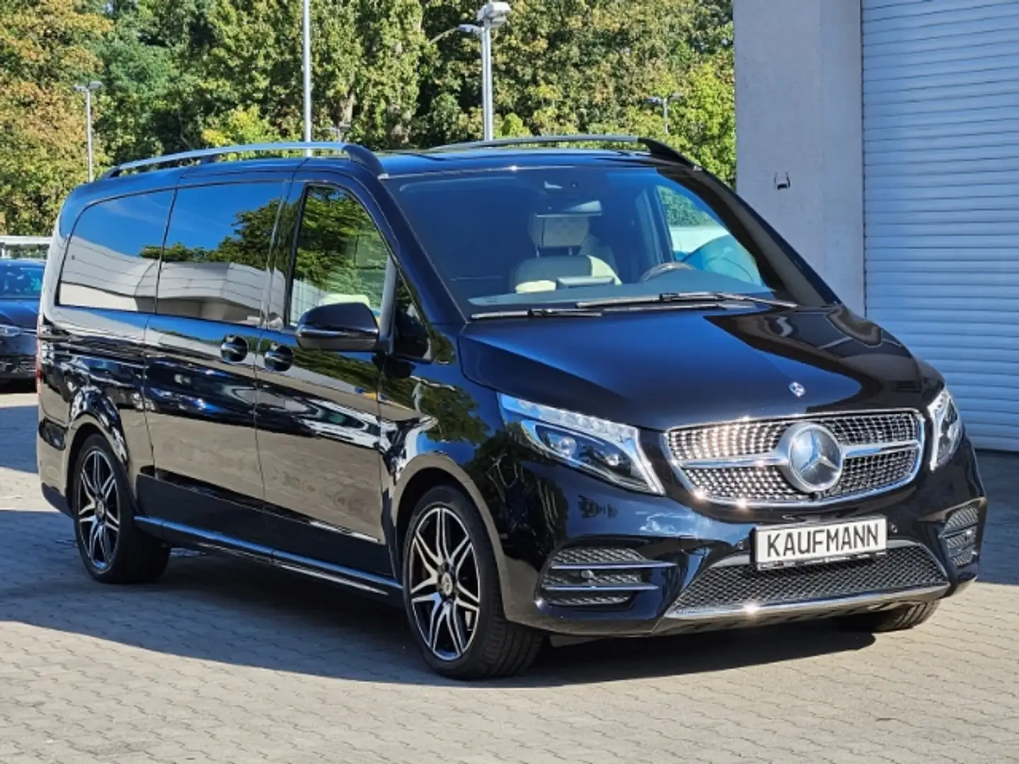 Mercedes-Benz V 300 d 4MATIC Vorbesitzer Lionel Messi !!! Schwarz - 1
