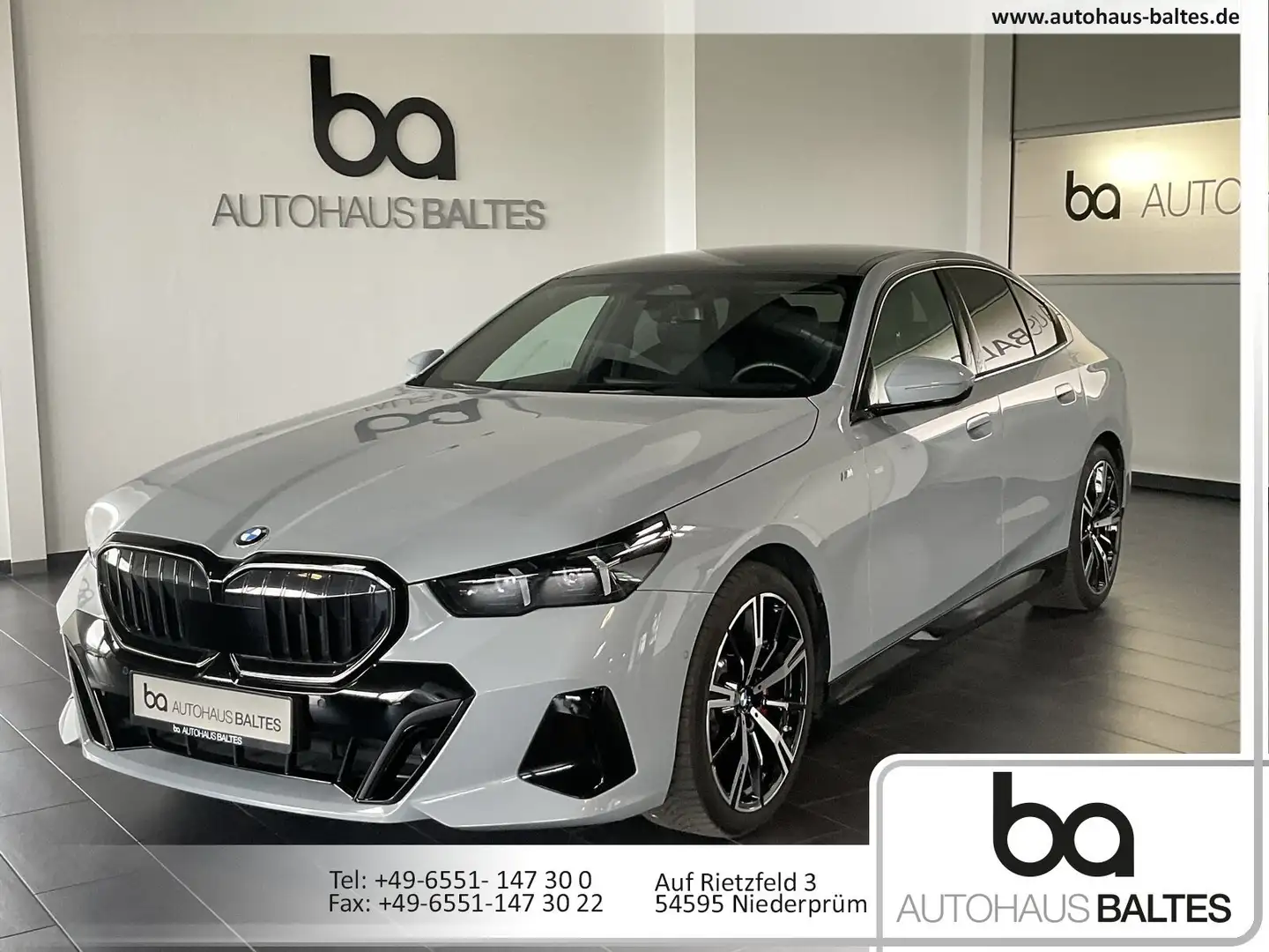 BMW 520 520 d M Sport Pro 20"/Pano/DrivPlus/Park/Ico/AHK Gris - 1