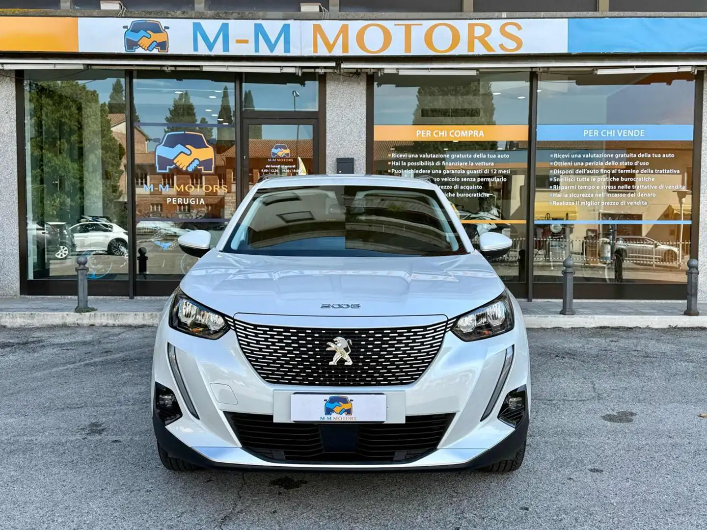 Peugeot 2008 motore elettrico 136 CV Allure Pack Blanc - 2