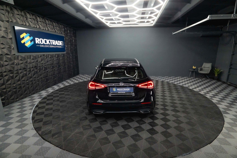 Mercedes-Benz A 200 AMG Line *LED*Virtual Cockpit*CarPlay* — photo 13