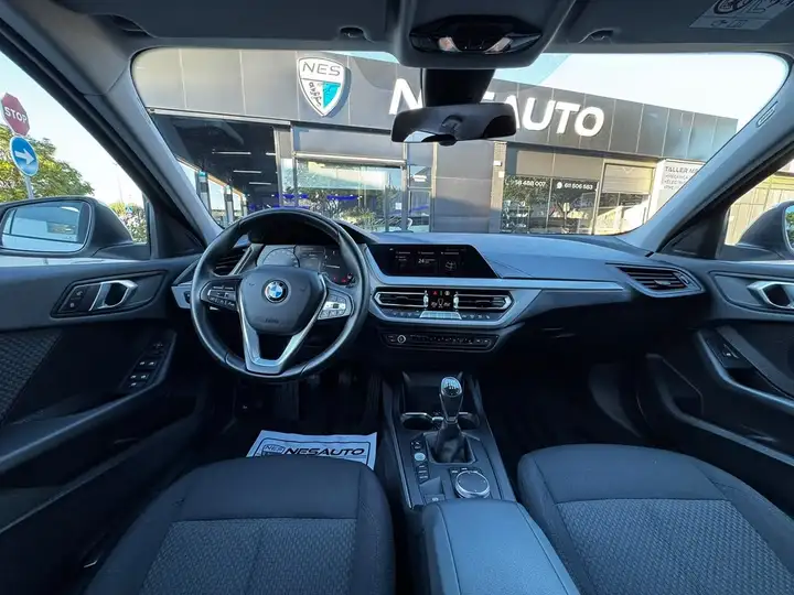 BMW X1 sDrive 18i (F48) 2016, foto 8