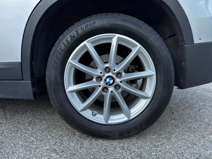 BMW X1 sDrive 18i (F48) 2016, foto 20