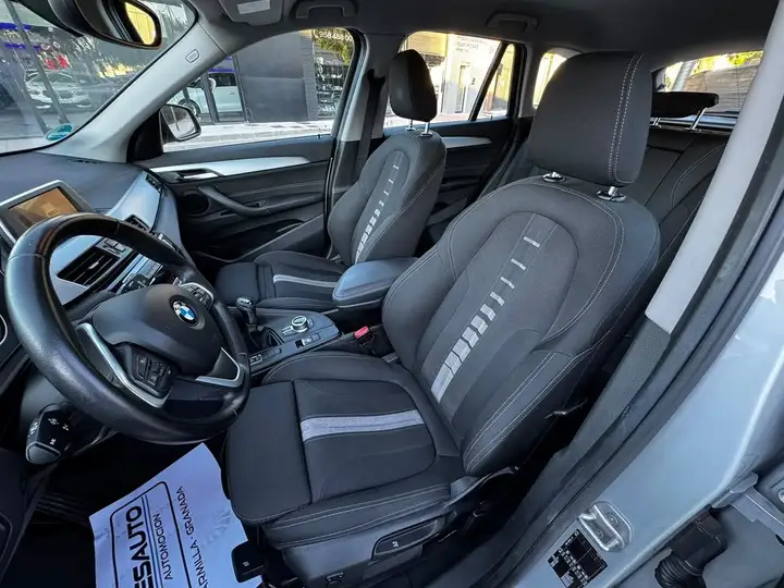 BMW X1 sDrive 18i (F48) 2016, foto 9