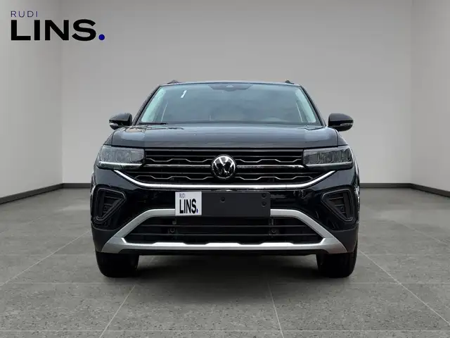 Volkswagen T-Cross view 8