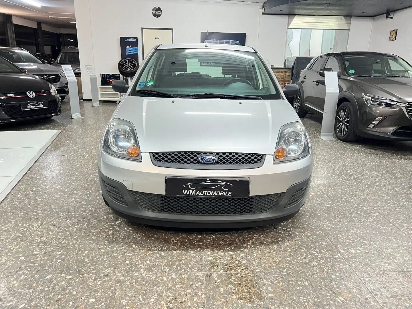 Ford Fiesta 1.3i Duratec/Klima/E-Fenster/Scheckheft Silber - 2
