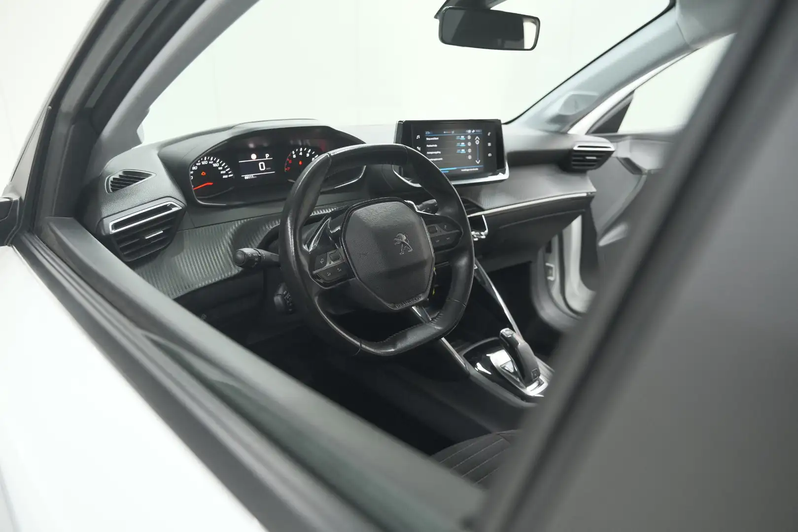Peugeot 208 PureTech 100 EAT8 Active | Trekhaak | Parkeersenso Wit - 2