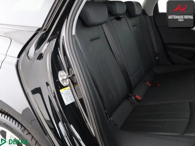 Audi A4 view 12