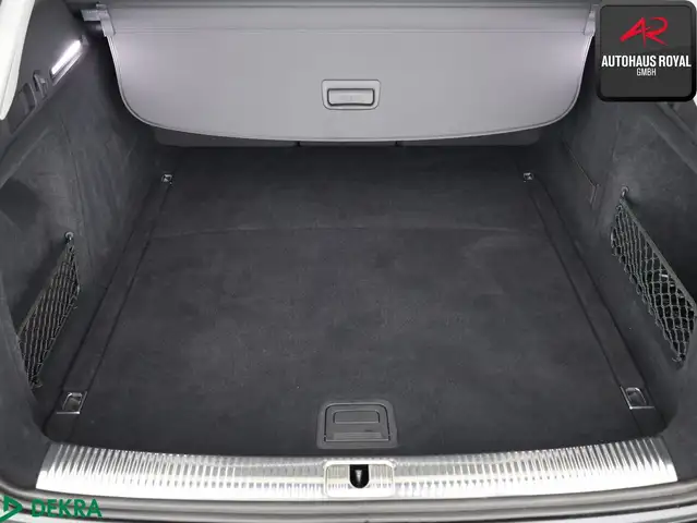 Audi A4 view 13